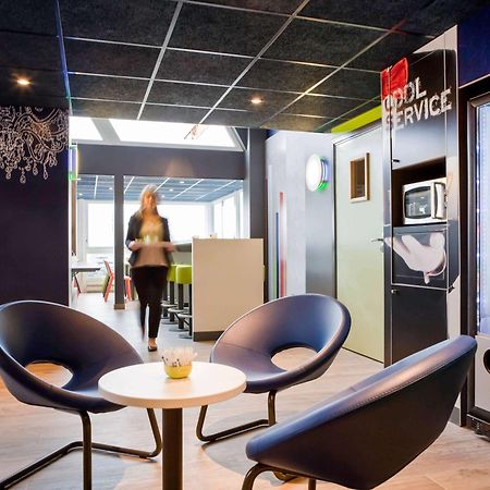Ibis Budget Pontault Combault Rn4 Marne La Vallee Exterior photo